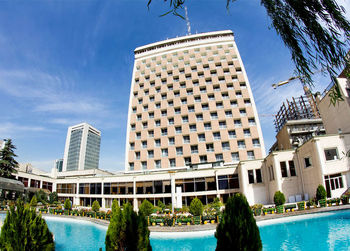 معرفی مسیرهای دسترسی به هتل هما تهران