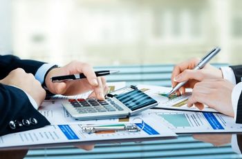 انتخاب بهترین نرم‌افزار حسابداری برای کسب‌وکارهای هوشمند